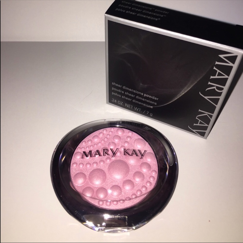 Mary Kay sheer dimensions powder